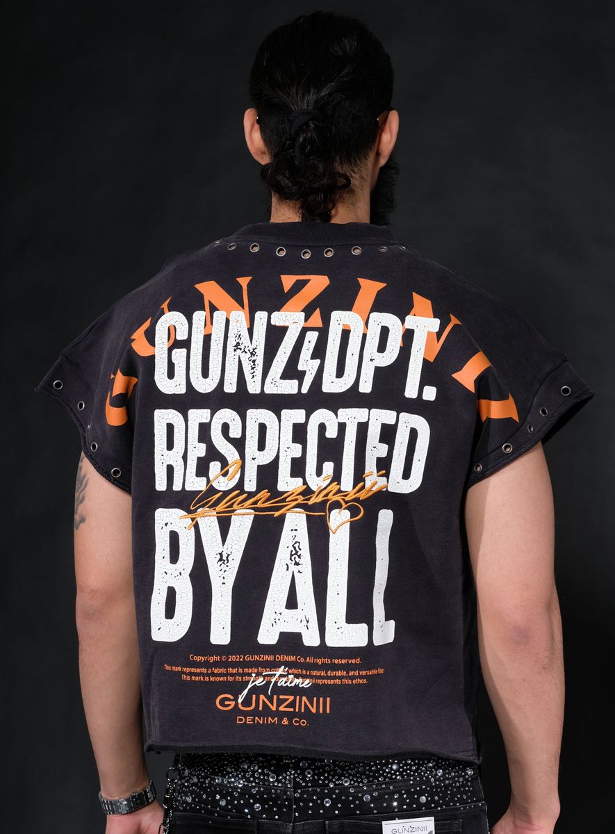 GUNZINII / WASHED BLACK RESPECTED BY ALL CROP TEE