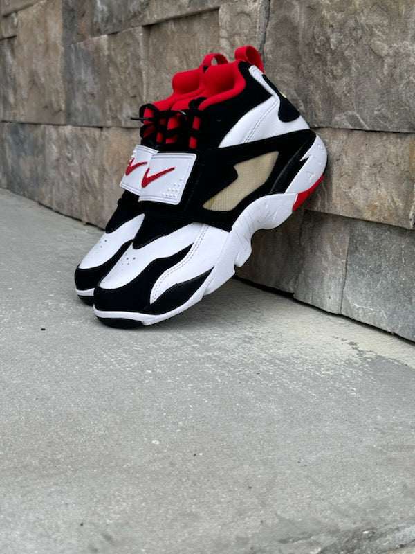 NIKE AIR DIAMOND TURF