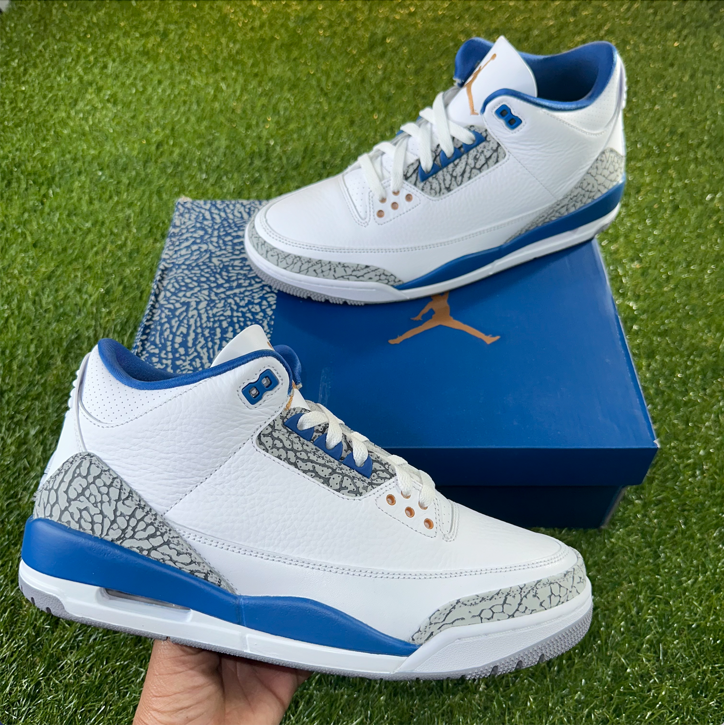 Men, Boys, Teens, Gifts, Wmns, Girls, Urban, Style, Fashion, Men's Shoes, Sneakers, Running Shoes, Basketball Shoes, Air Jordan 3 Washington Wizards, Shoes For Teens, Michael Jordan, Blue Sneakers, Grey, Washington Wizards, Air Jordan 3,