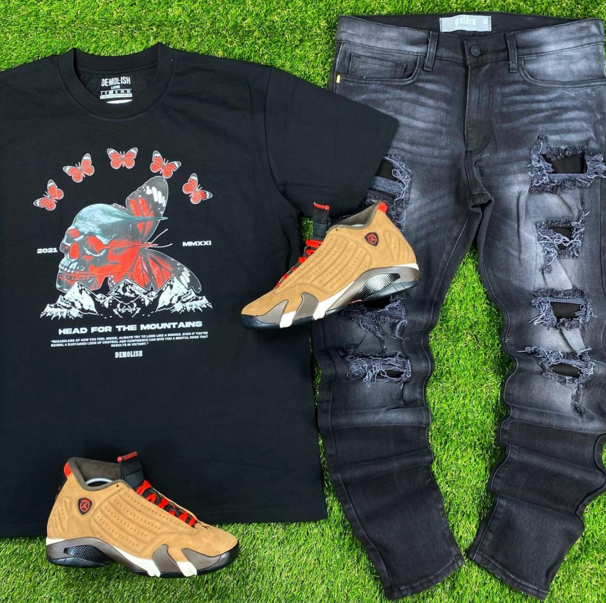 Head For The Mountains Tee (Black/Red) /D5