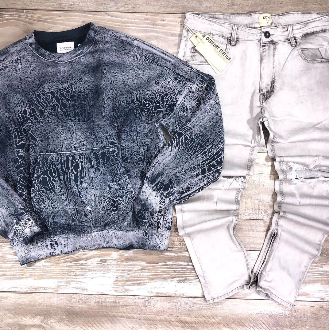 Mud Crack Crew Neck (Black) / SU17