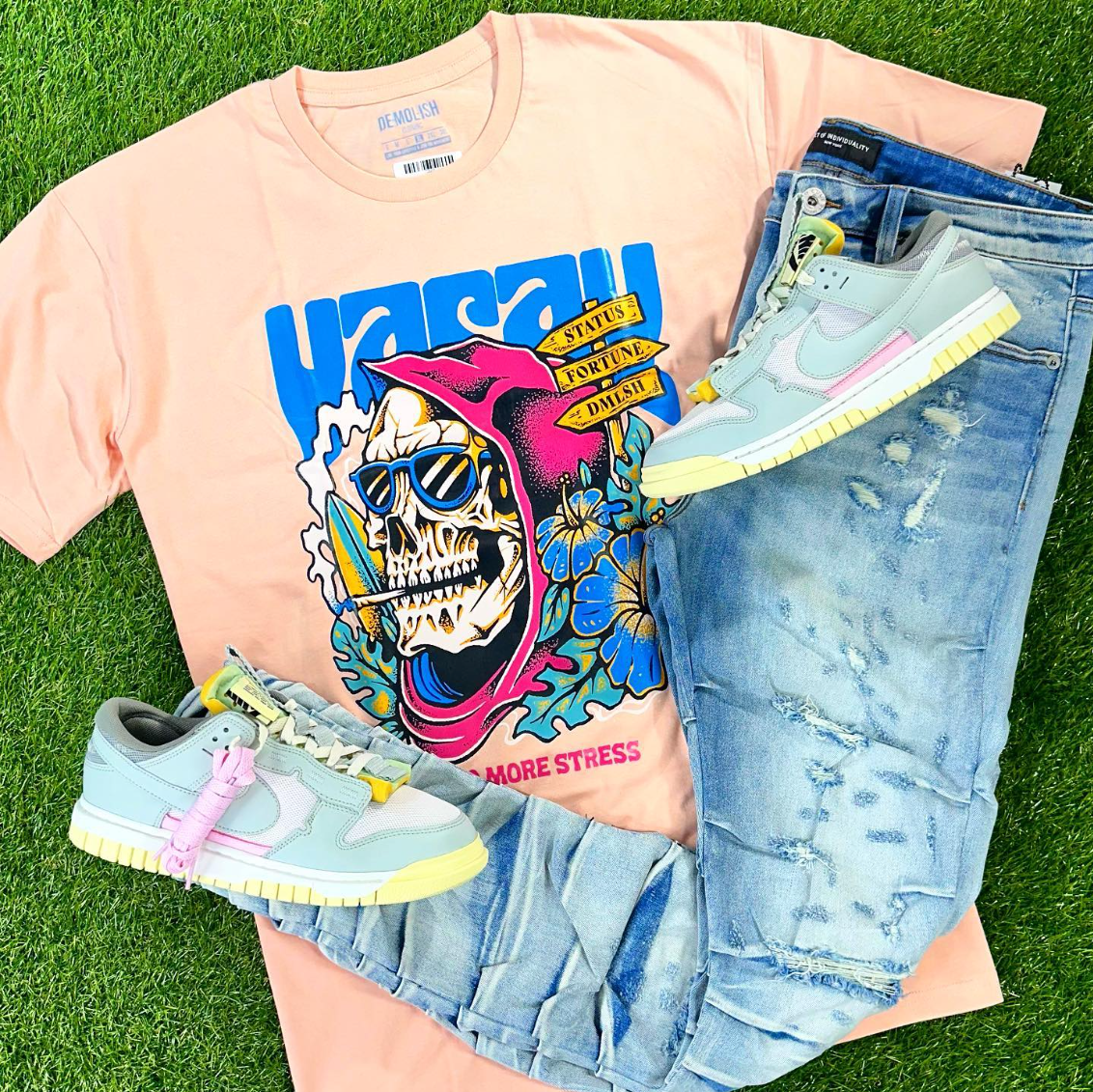 Vacay No Stress Tee (Pale Pink/Multi) /D18