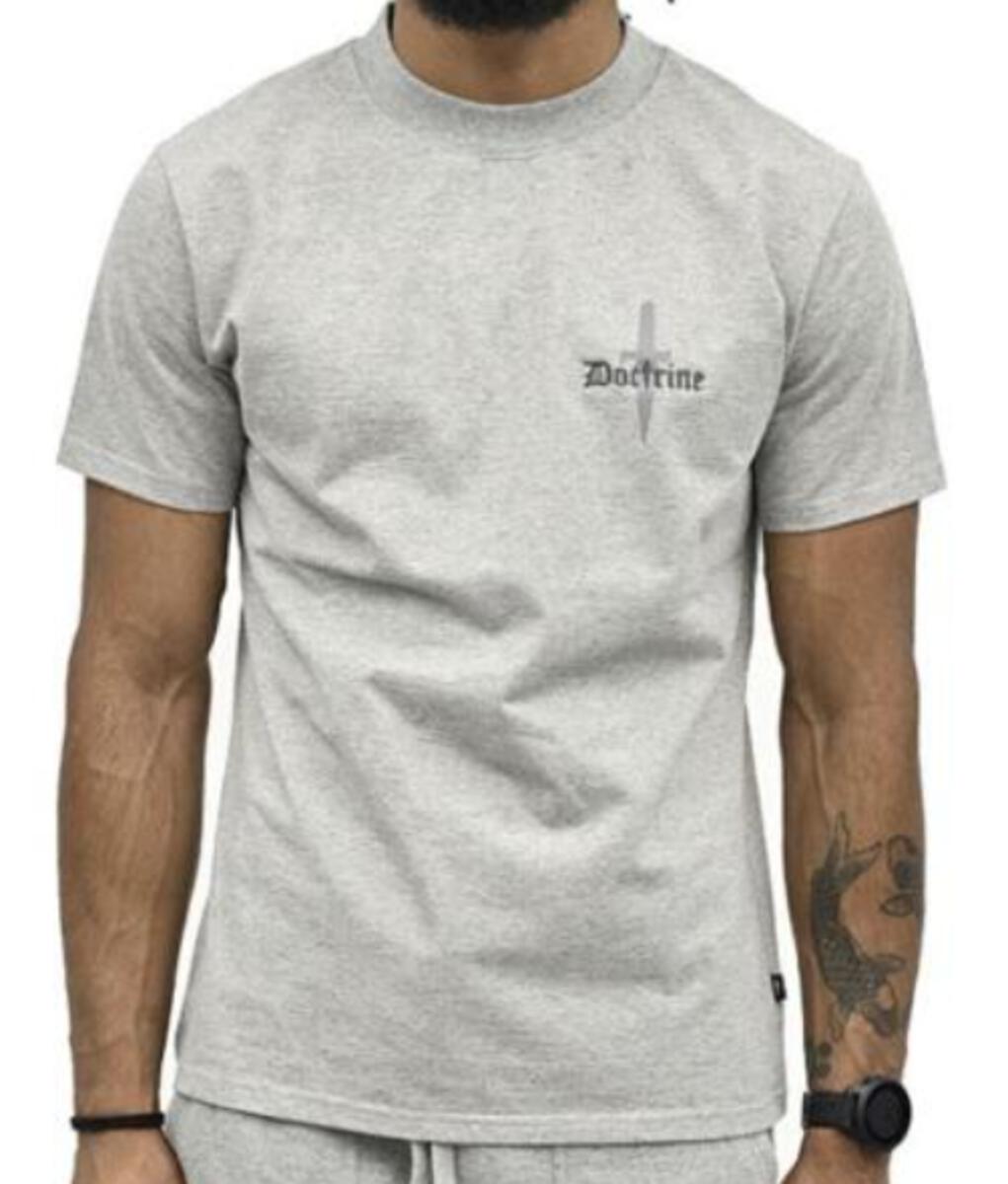 DB0045 Heather Grey T-shirt