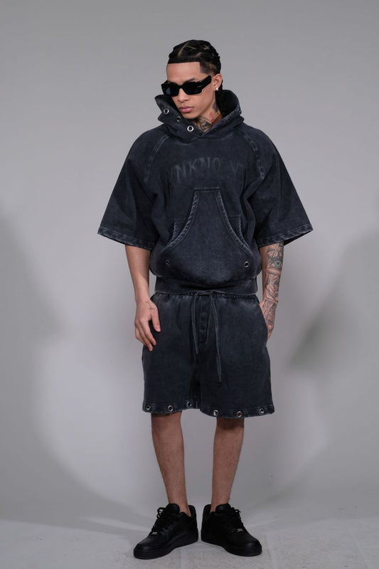 UNKNOWN / BLACK WASHED UNKNOWN SHORTS