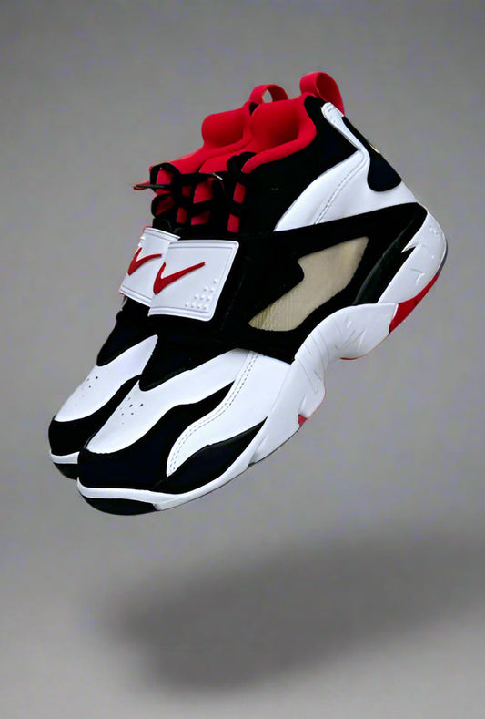 NIKE AIR DIAMOND TURF