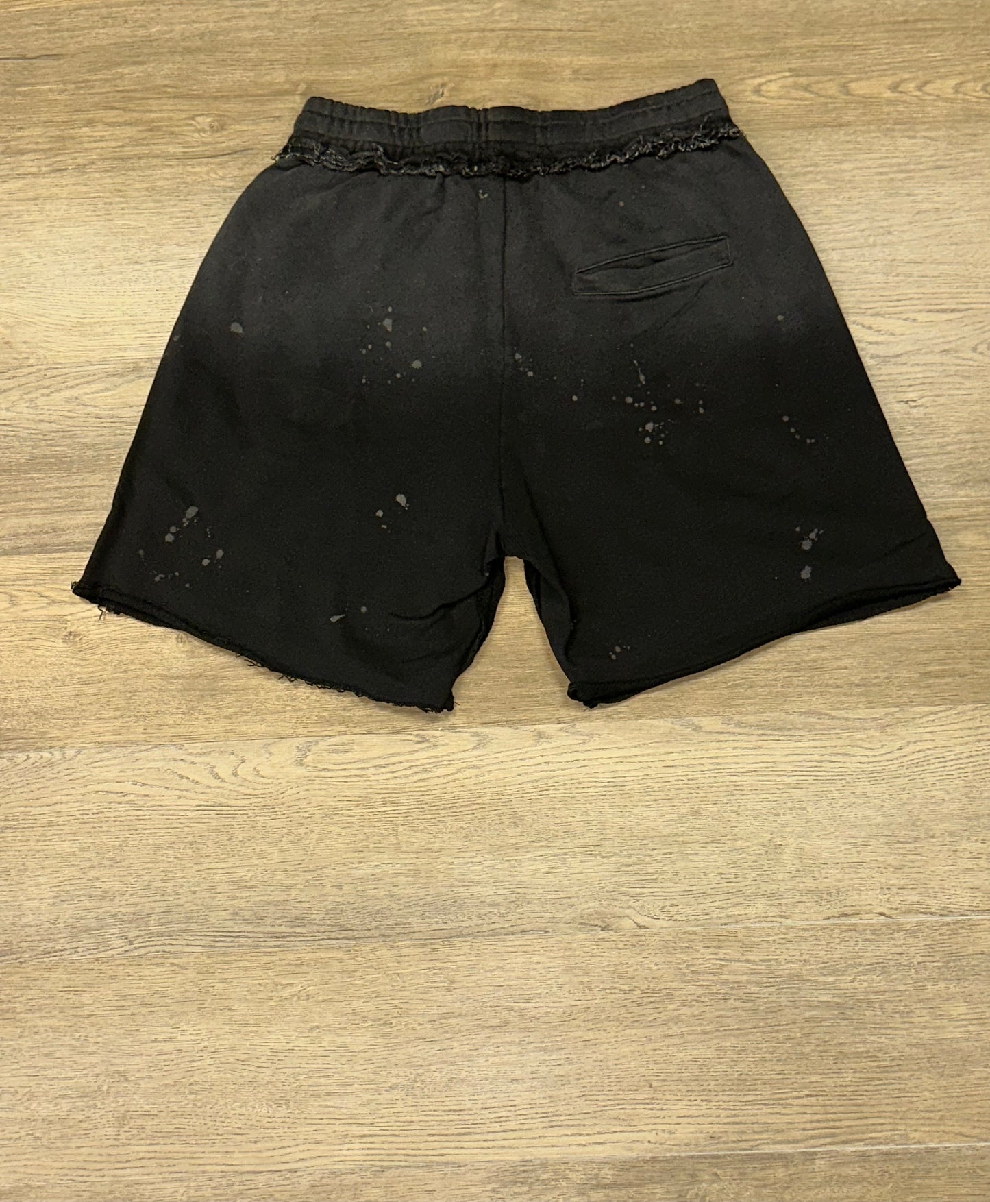 FR BLACK HEAVY WASHED W/WORDS GRAPHIC SHORTS