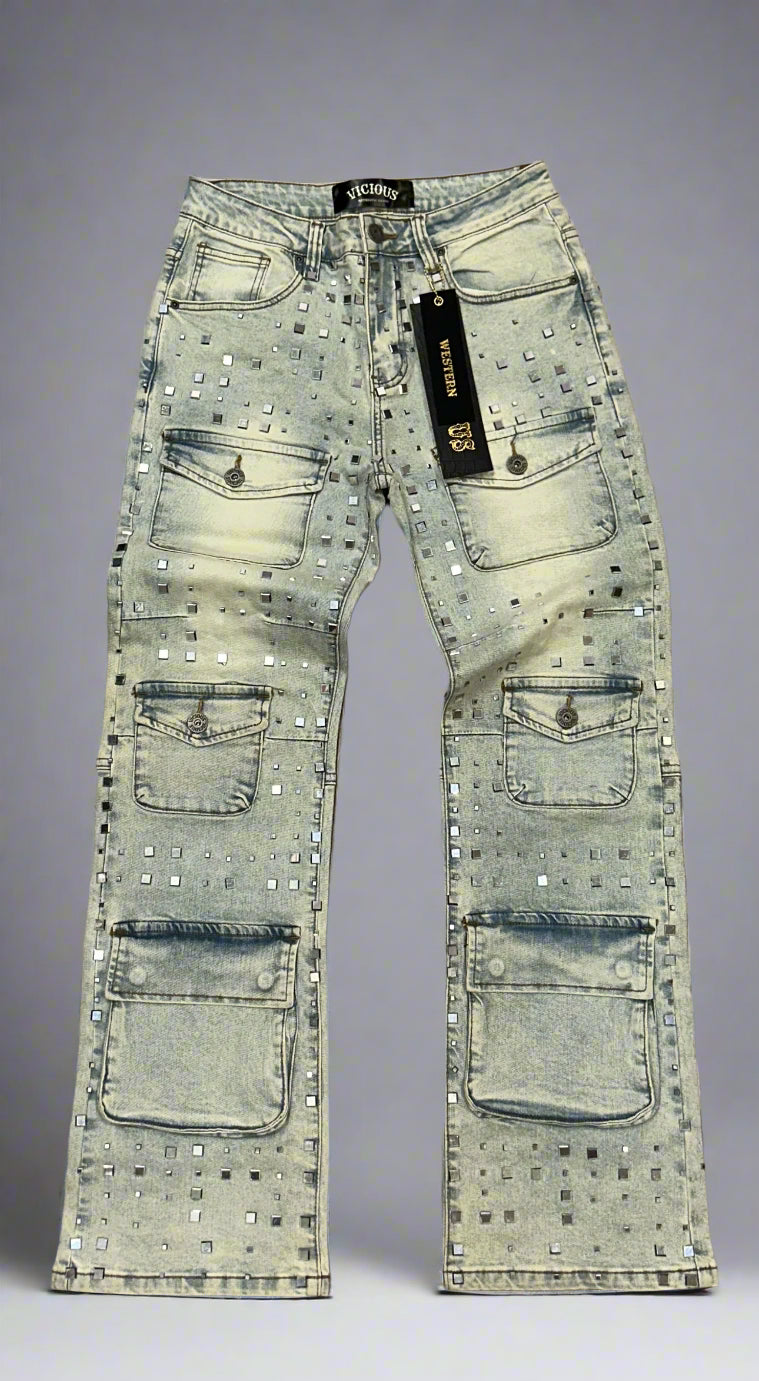 VICIOUS / LIGHT BLUE STUDDED JEANS